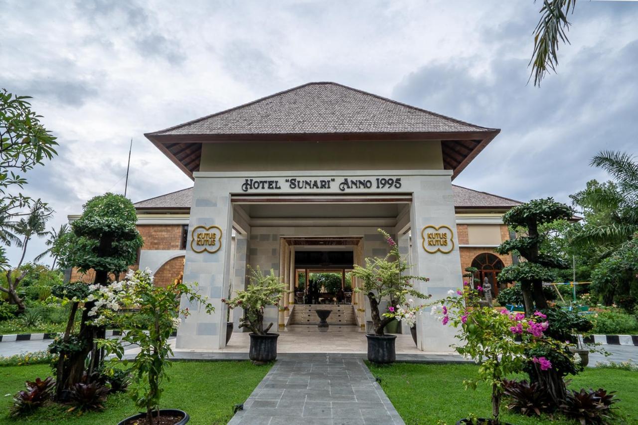 New Sunari Lovina Beach Resort Εξωτερικό φωτογραφία